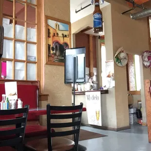 Open layout light and high ceilings.