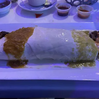 Las Carretas Burrito