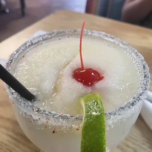 Large frozen margarita