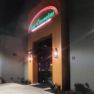 The decor is modern   but basically unchanged from the prior operators under the name Memos.