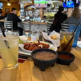 Shoutout to the best bartender/ server Marcus @bunbamarx