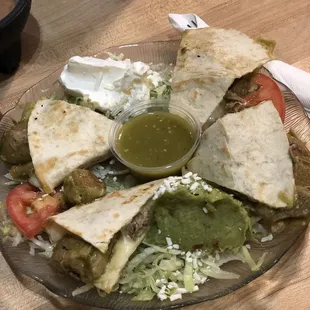 Fiesta Nachos w/ Chile Verde