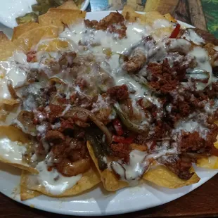 Nachos Las Cazuelas - Texano Style with Chorizo Added