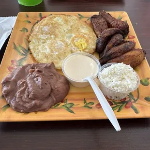 Catracho Breakfast | Desayuno Catracho