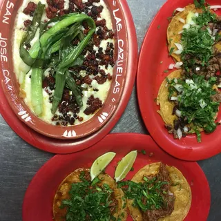 Cazuelas Choriqueso