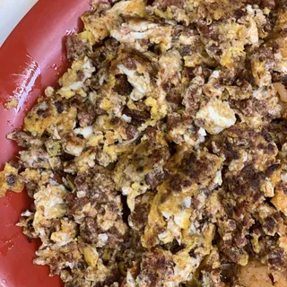 40. Huevos con Chorizo