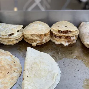 Mulitas y quesadillas....