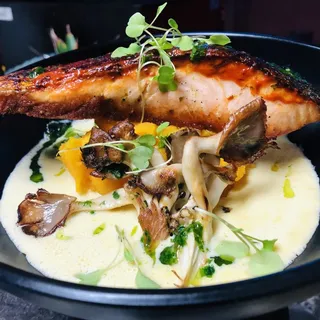 (FISH OF THE DAY) GRILLED WHOLE TROUT