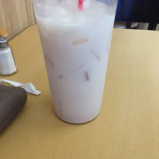 Agua de horchata! Muy rica!