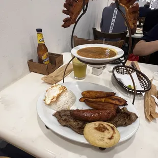 Bandeja Paisa