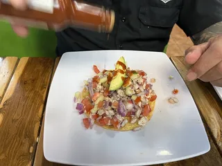 Canelo’s Mariscos & Beer