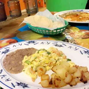 Huevos a la mexicana