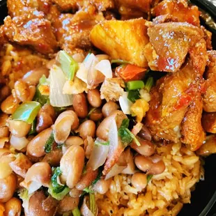 ASADO DE PUERCO $7.99 INCLUDES 32OZ DRINK