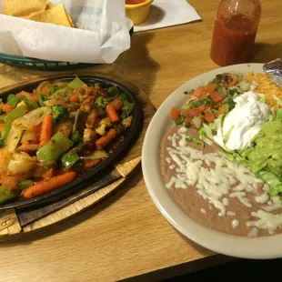 Fajita combo plate