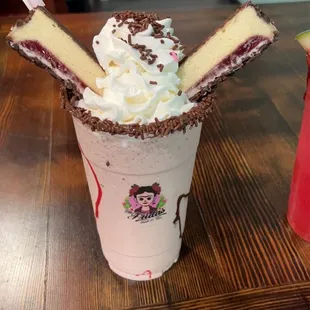 Deluxe Gansito Shake