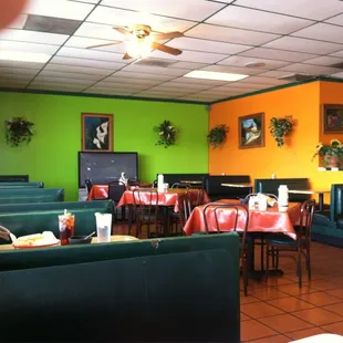 Dining room 1