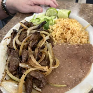 Higado Encebollado