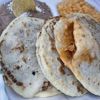 3 Gordita Plate