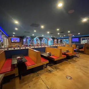 the inside of a restaurant