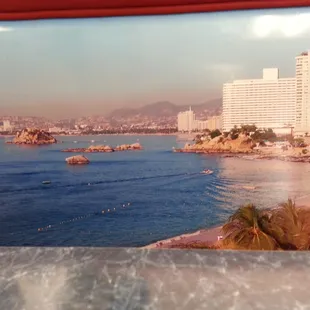 You are looking at the back of the booth bench! Every table was like that! I thought it was cool, so thought I'd share it!