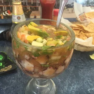 Cóctel de camarones chico