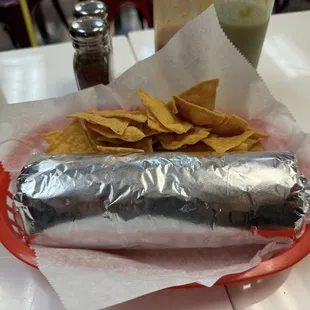 Chile relleno burrito