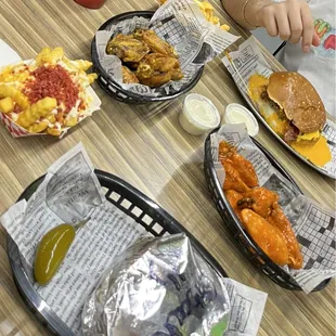 I ordered : La Gabacha Lemon pepper &amp; buffalo wings La Choreada &amp; La Marrana Bacon cheese fries