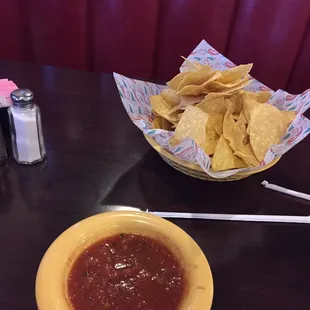 Salsa and warm chips