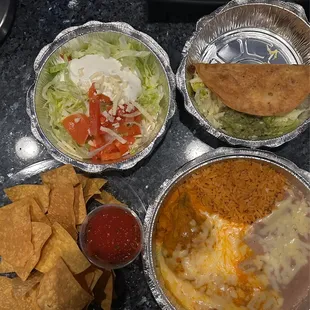 Combo with chili relleno under all that cheese &amp; a chalupa! Yum!