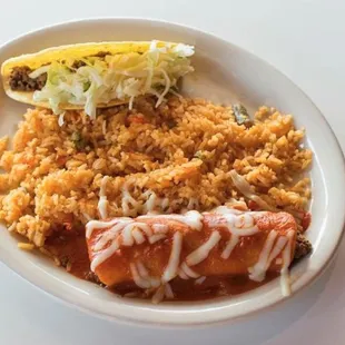 a plate of mexican food