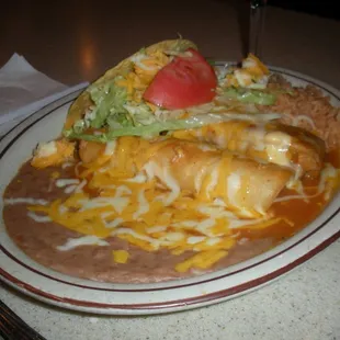 #5 combo w/ chicken taco, shredded beef tamale &amp; chicken tamale