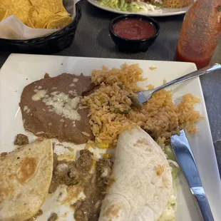 FIRST OFF EVERYTHING IS DELICIOUS!