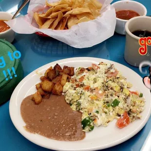 I&apos;ve  been here twice for breakfast and the food Feels like my grand mother just made it for me, highly recommended