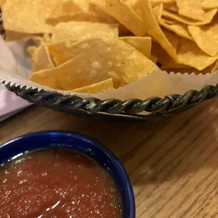Complementary chips and salsa