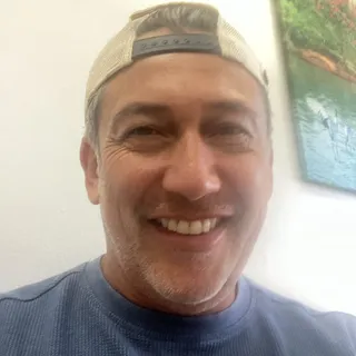 Erik E.