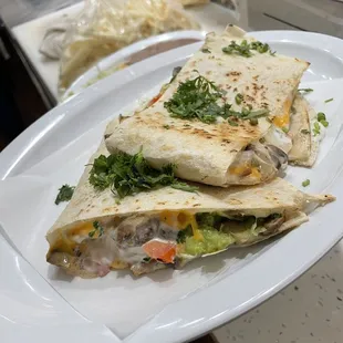 Mushrooms quesadilla