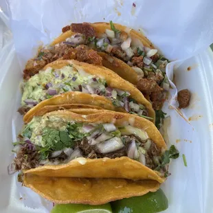 quesabirria y pastor