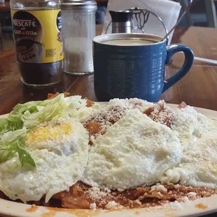 I really like chilaquiles, my favorites, 100% recommended33.