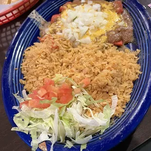 Love the cheese enchiladas with onions and double rice!