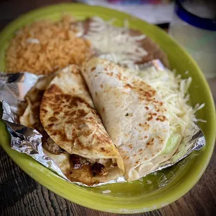 a plate of mexican food