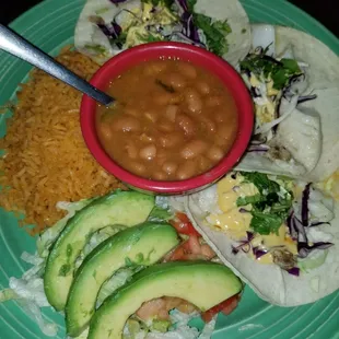 Fish taco plate.