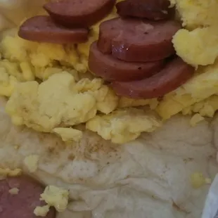 What I got. ...no cheese(which I paid for) and no side of ranchera(which i also paid for).. not the first time the screwed up my order.