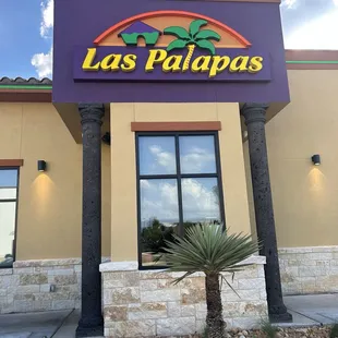 The front entrance at the restaurant