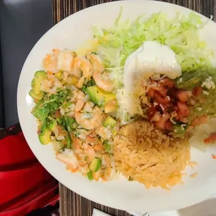 The camarones de ajo, I believe garlic shrimp