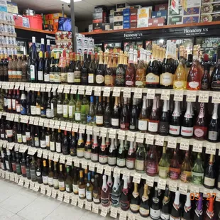 Las Palmas Liquors
