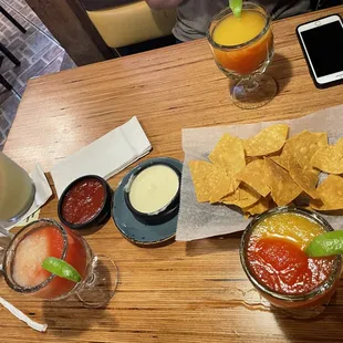 chips, queso, salsa, margaritas