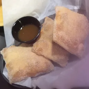 Sopaipillas with caramel sauce