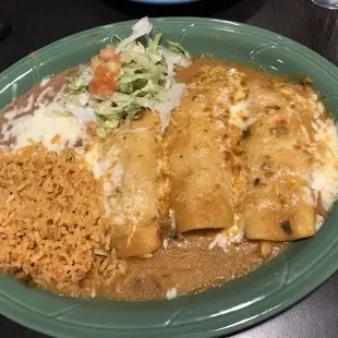Green chicken enchiladas