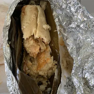 salvadoran chicken tamale
