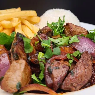 Lomo Saltado